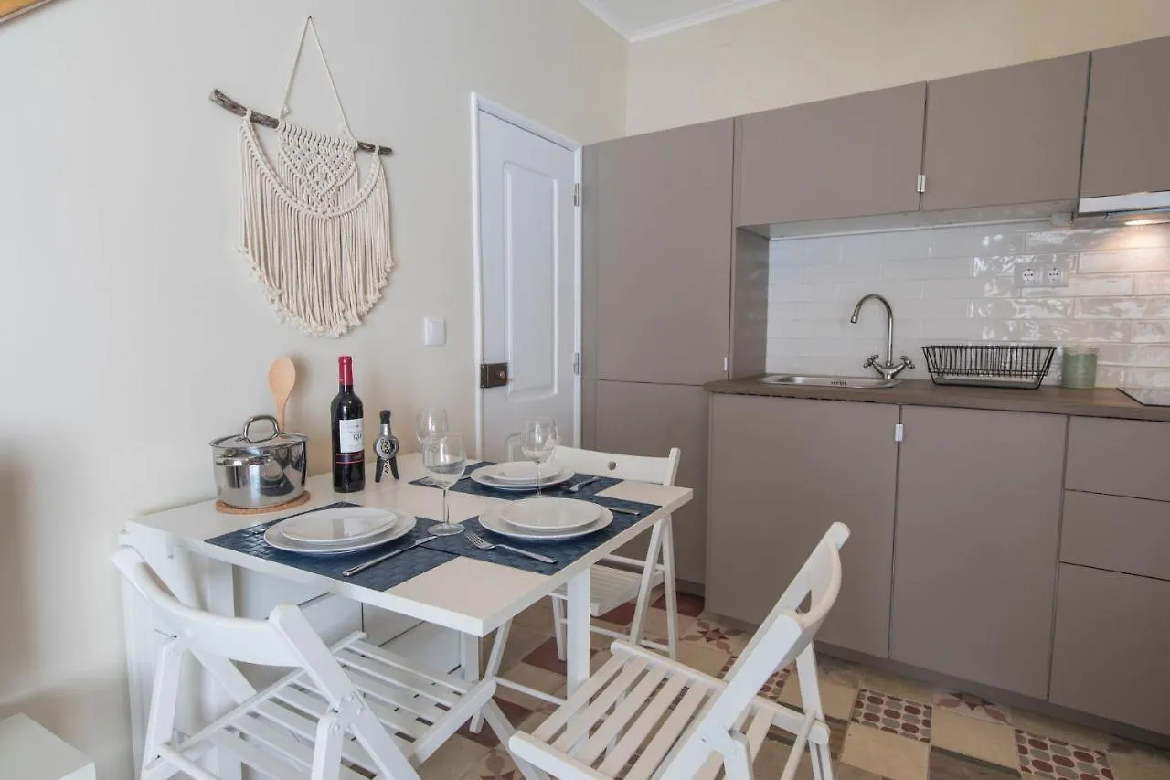 Apartament Terrace & River View In Alfama Lizbona
