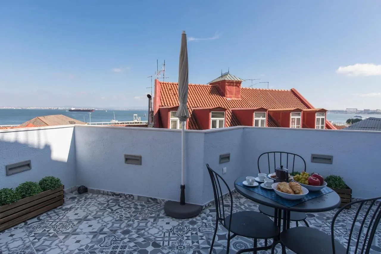 Apartament Terrace & River View In Alfama Lizbona