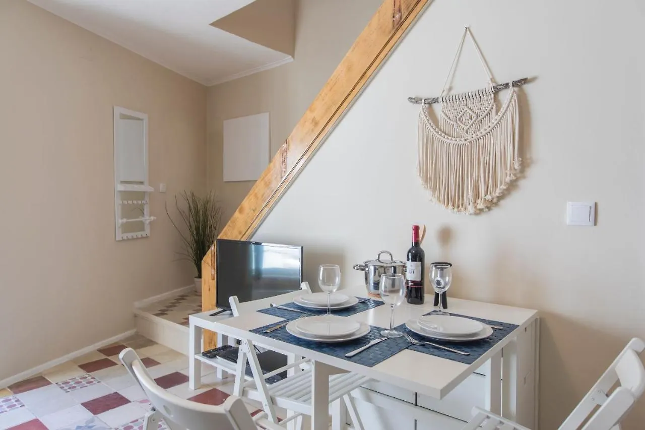 Apartament Terrace & River View In Alfama Lizbona Portugalia